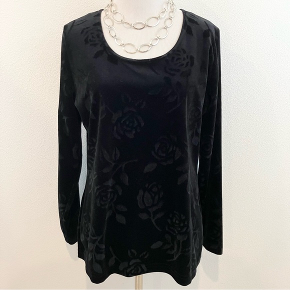 Long Sleeve Black Velvet with Embossed Roses - Picture 4 of 7